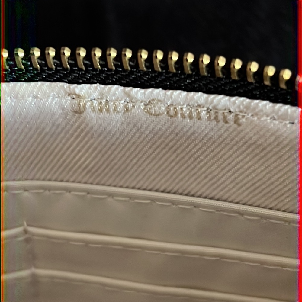 Juicy Couture | Black Wristlet Clutch | OS | NWT | Gold Crown Metal Emblem - Picture 6 of 8